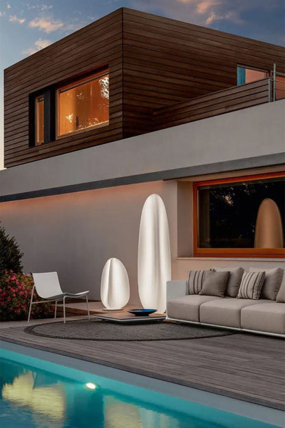 Malé H190 Outdoor Floor Lamp - view 5 | everlamps