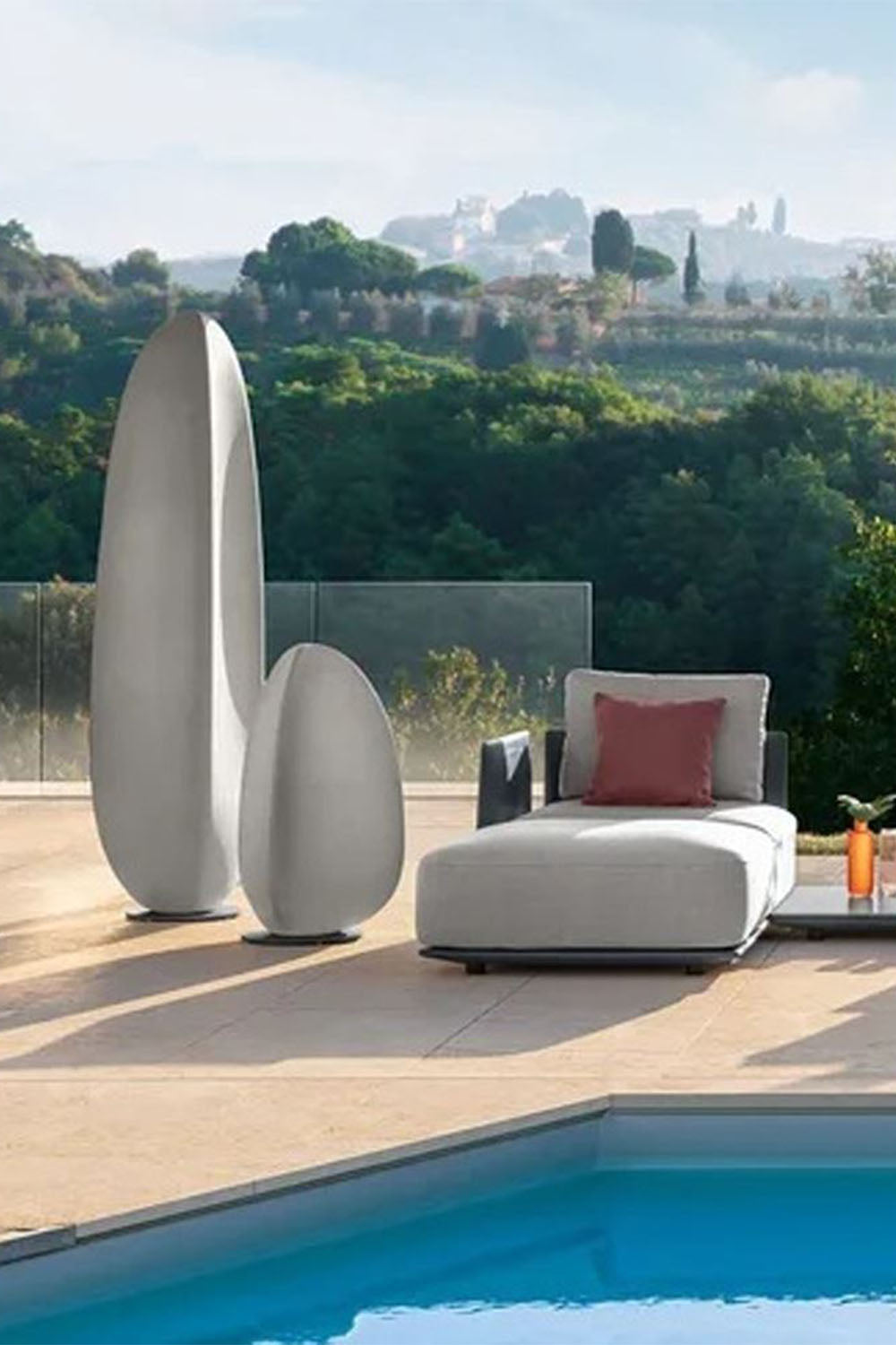 Malé H190 Outdoor Floor Lamp - view 6 | everlamps