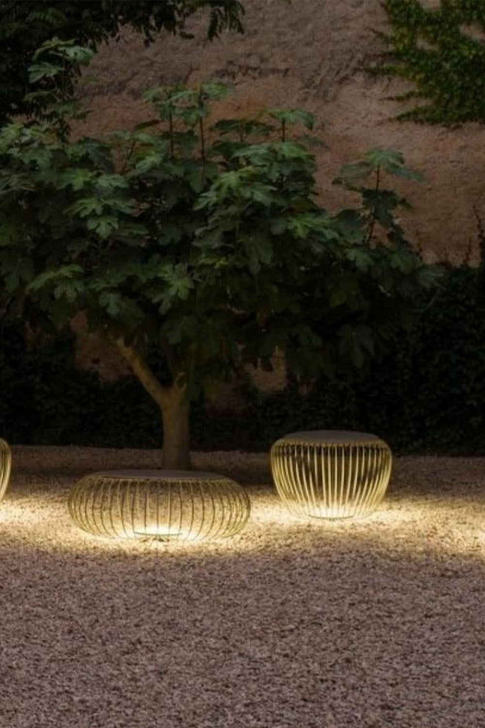 Meridiano Outdoor Floor Lamp - view 7 | everlamps