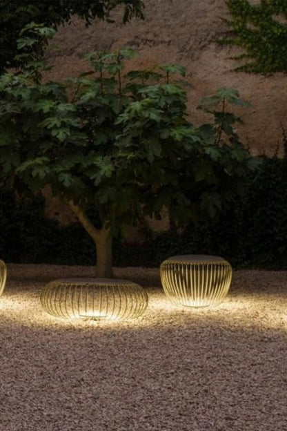 Meridiano Outdoor Floor Lamp - view 7 | everlamps