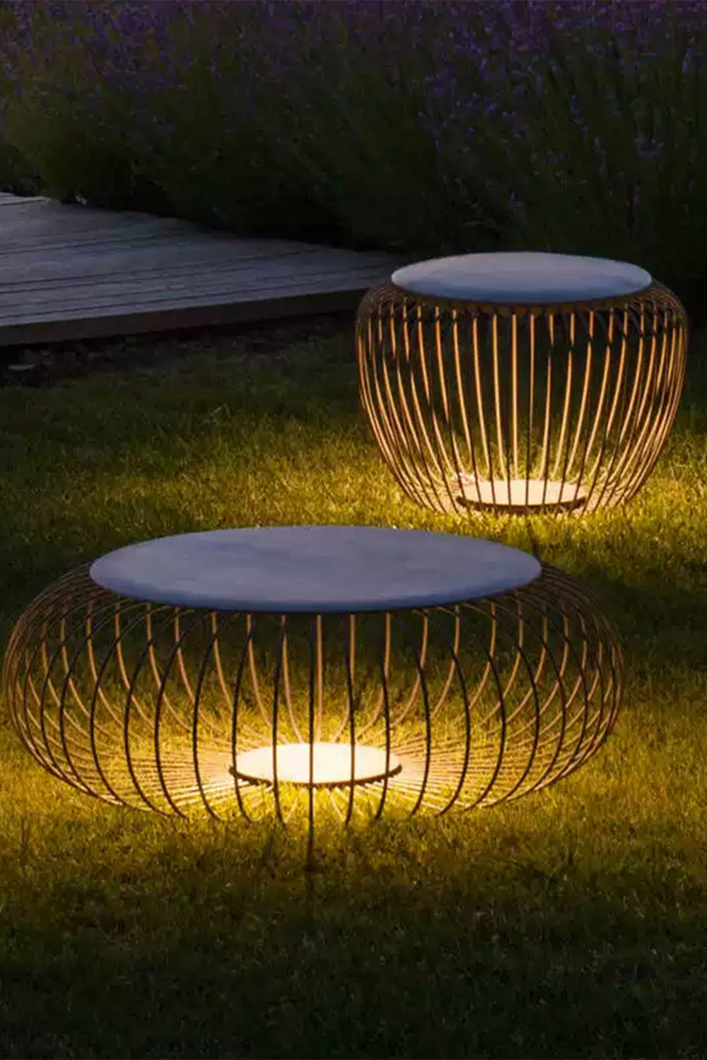 Meridiano Outdoor Floor Lamp - view 10 | everlamps