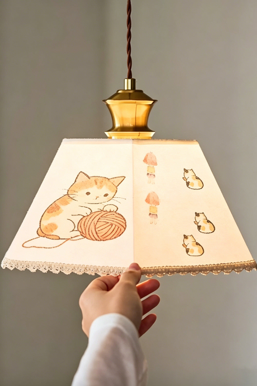 Mewsy feline Pendant Light | detail | Samu  Lamp