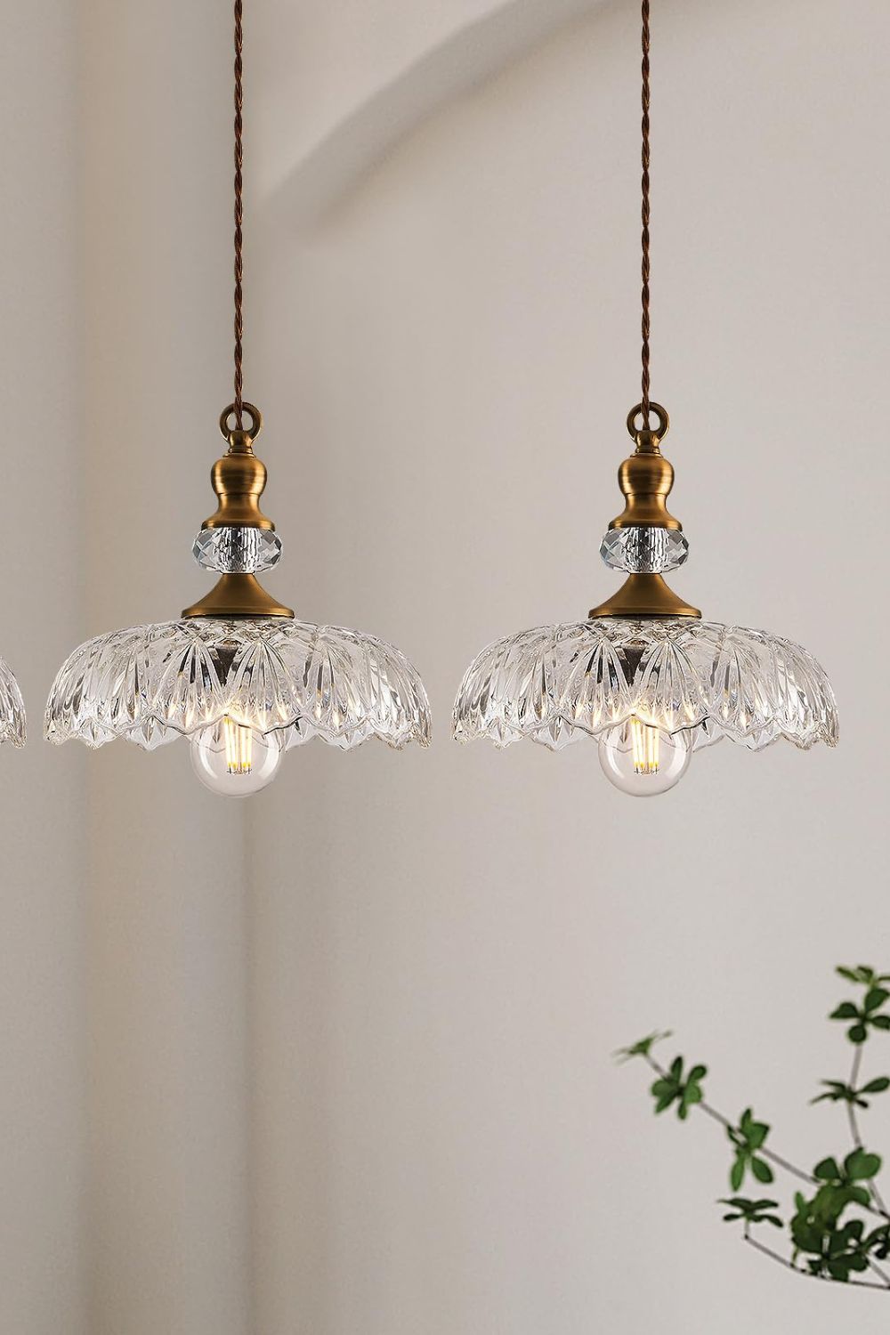 Mid-Century Clear Glass Pendant Light - view 12 | everlamps