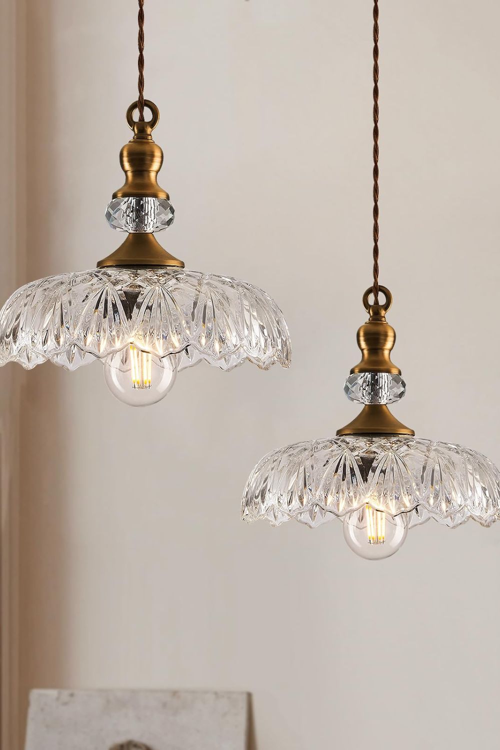 Mid-Century Clear Glass Pendant Light - view 13 | everlamps