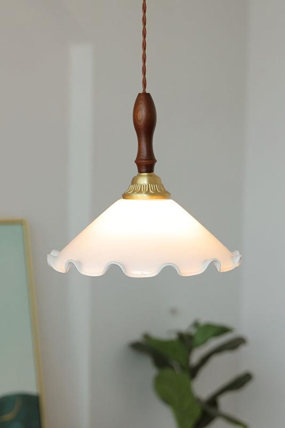 Milky Flower Pendant Light - everlamps