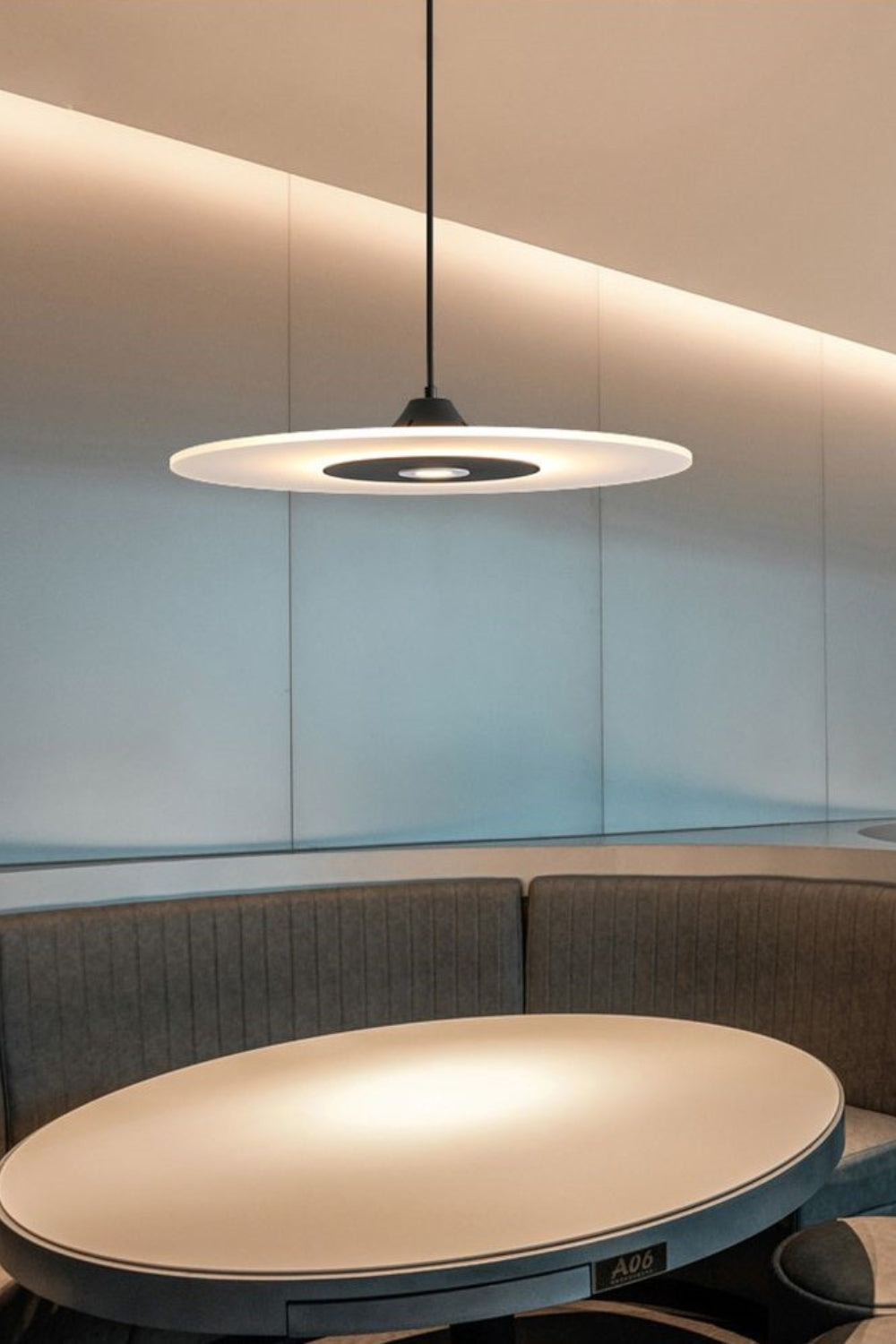 Minimalist Disc Pendant Light - everlamps