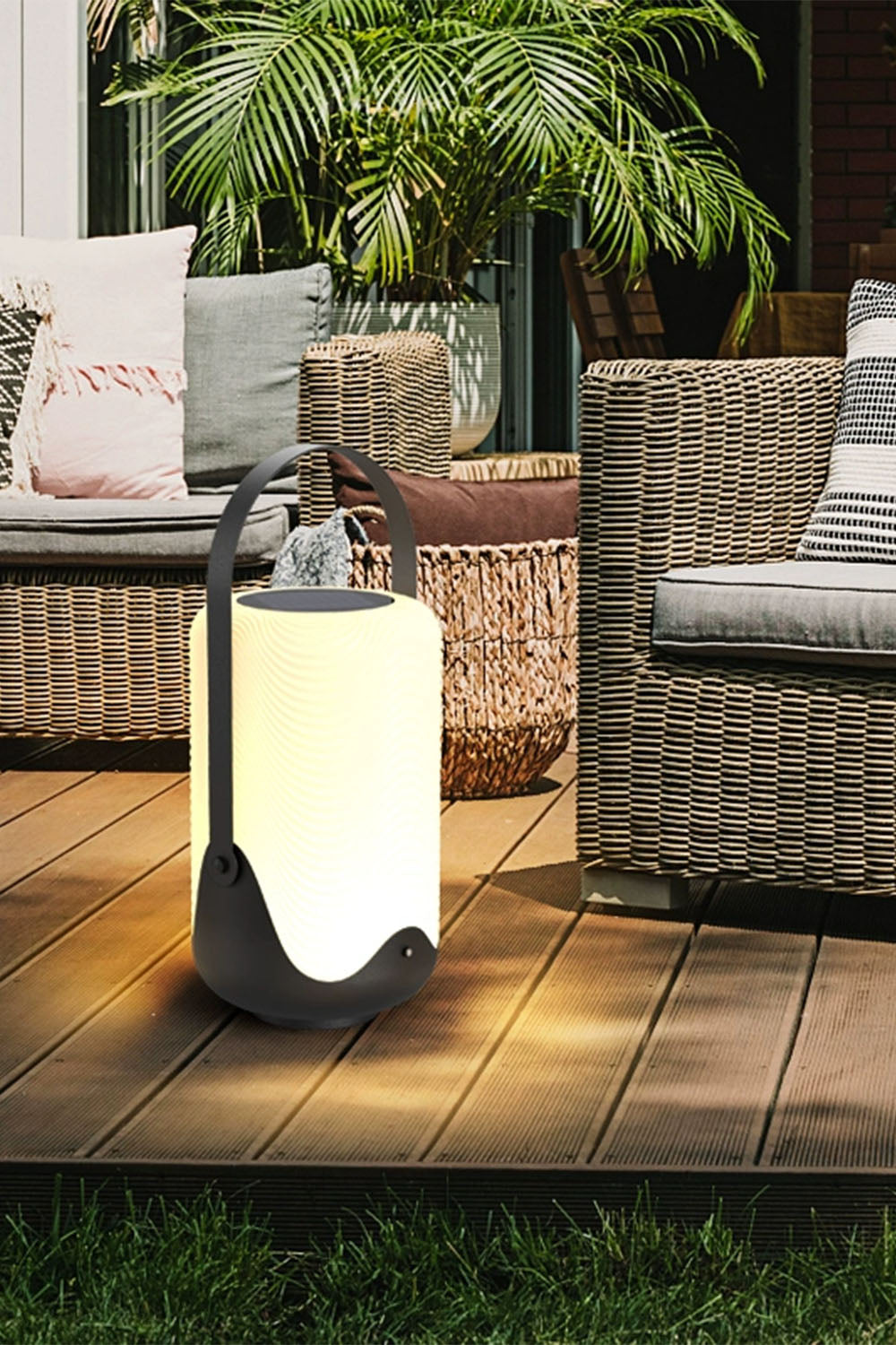 Modern Simple Portable Cylindrical Outdoor Rechargeable Table Lamp - view 3 | everlamps