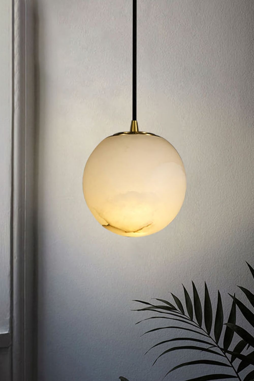 Moon Alabaster Pendant Lamp - everlamps
