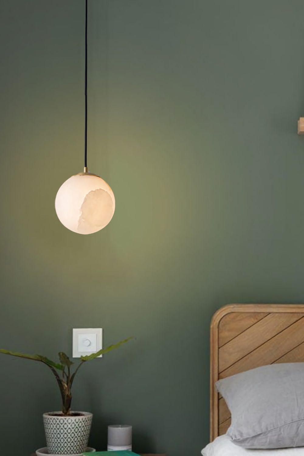 Moon Alabaster Pendant Lamp - everlamps