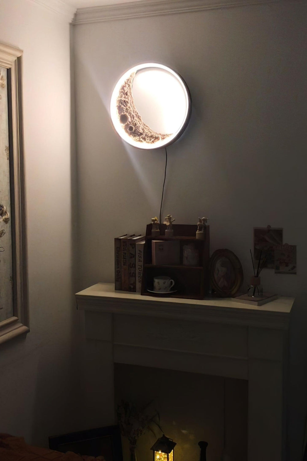 Moon Wall Lamp - view 5 | everlamps
