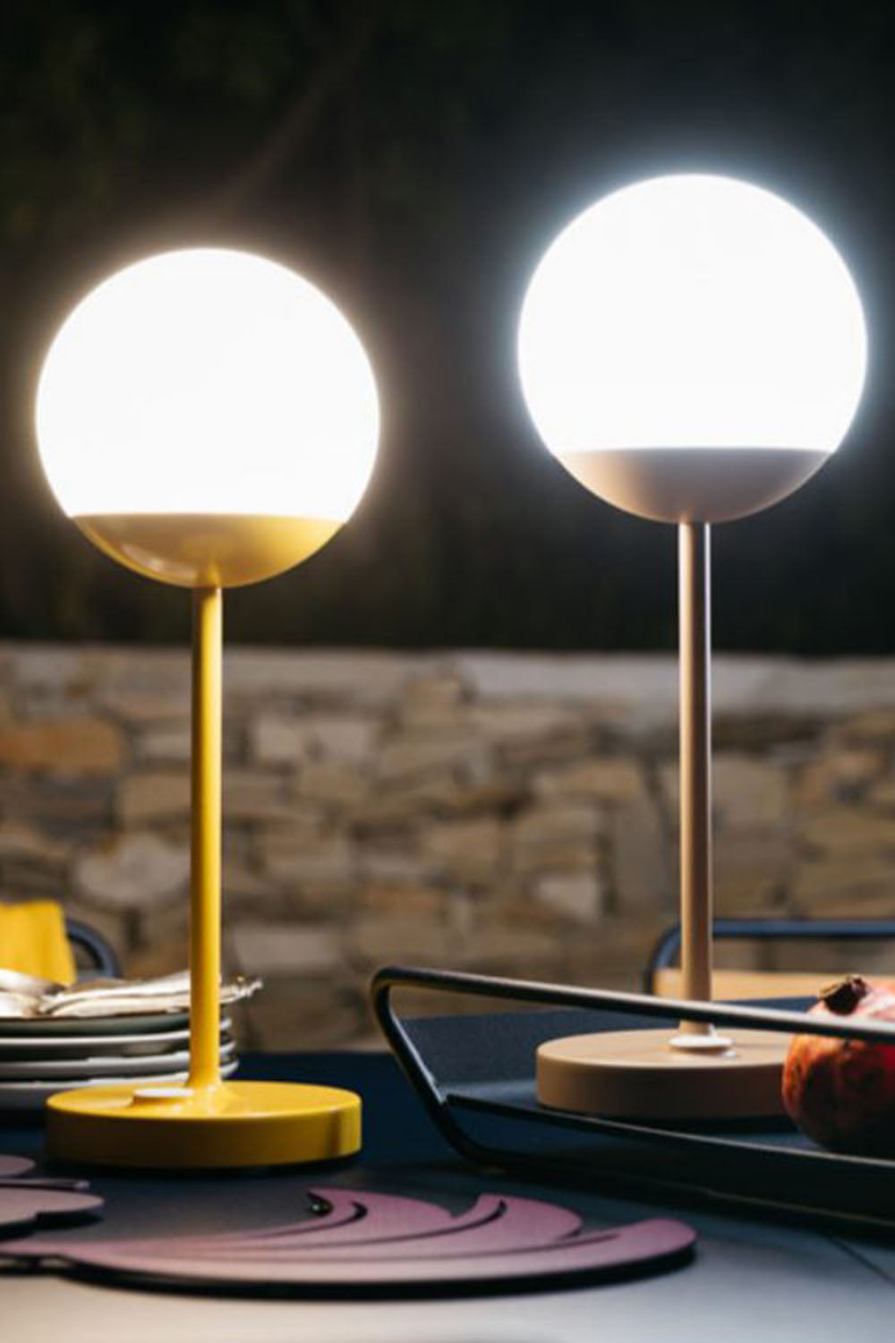 Mooon Outdoor Rechargeable Table Lamp - view 19 | everlamps