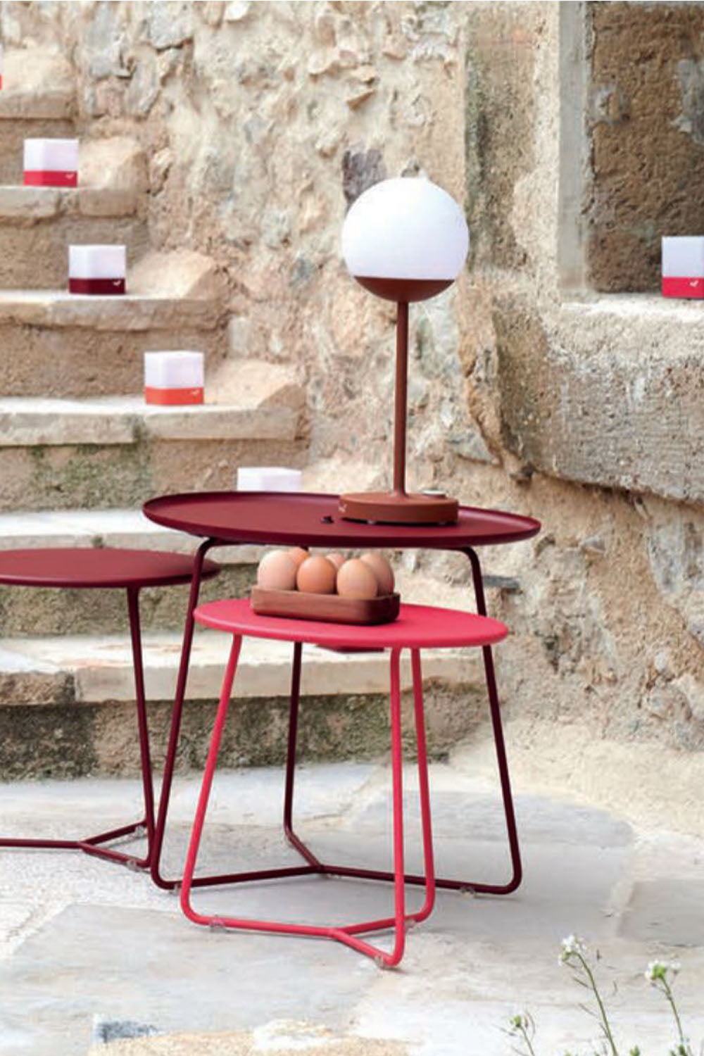 Mooon Outdoor Rechargeable Table Lamp - view 7 | everlamps