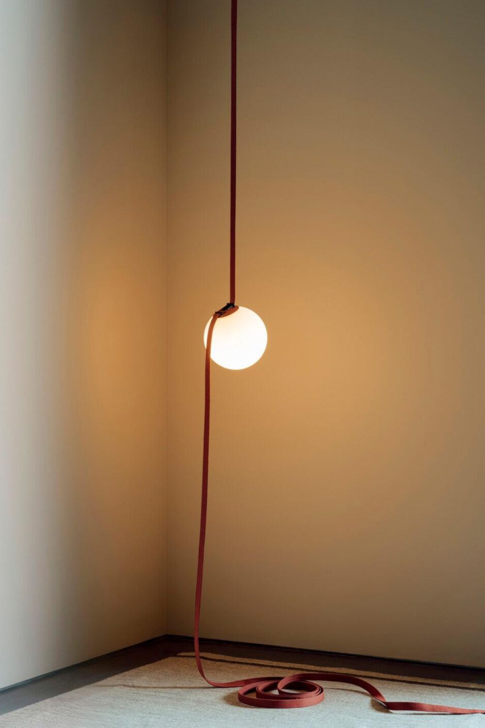 Multiple Belt Art Pendant Light - everlamps