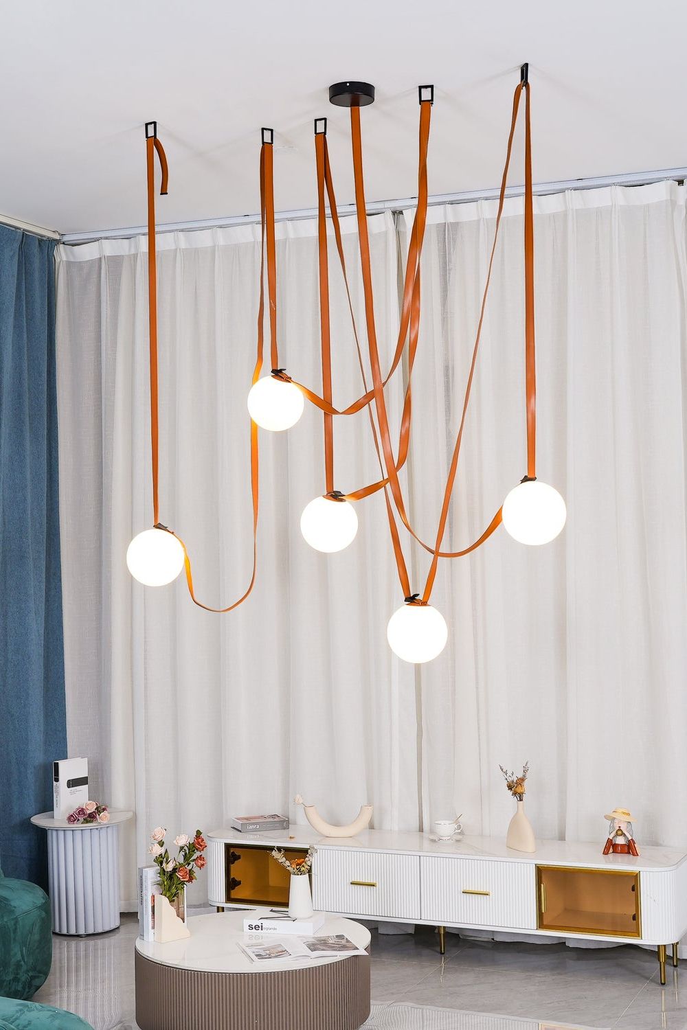 Multiple Belt Art Pendant Light - everlamps