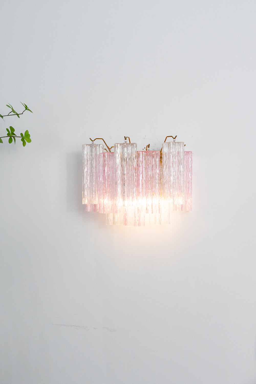 Art Style Glass Wall Lamp - view 13 | everlamps