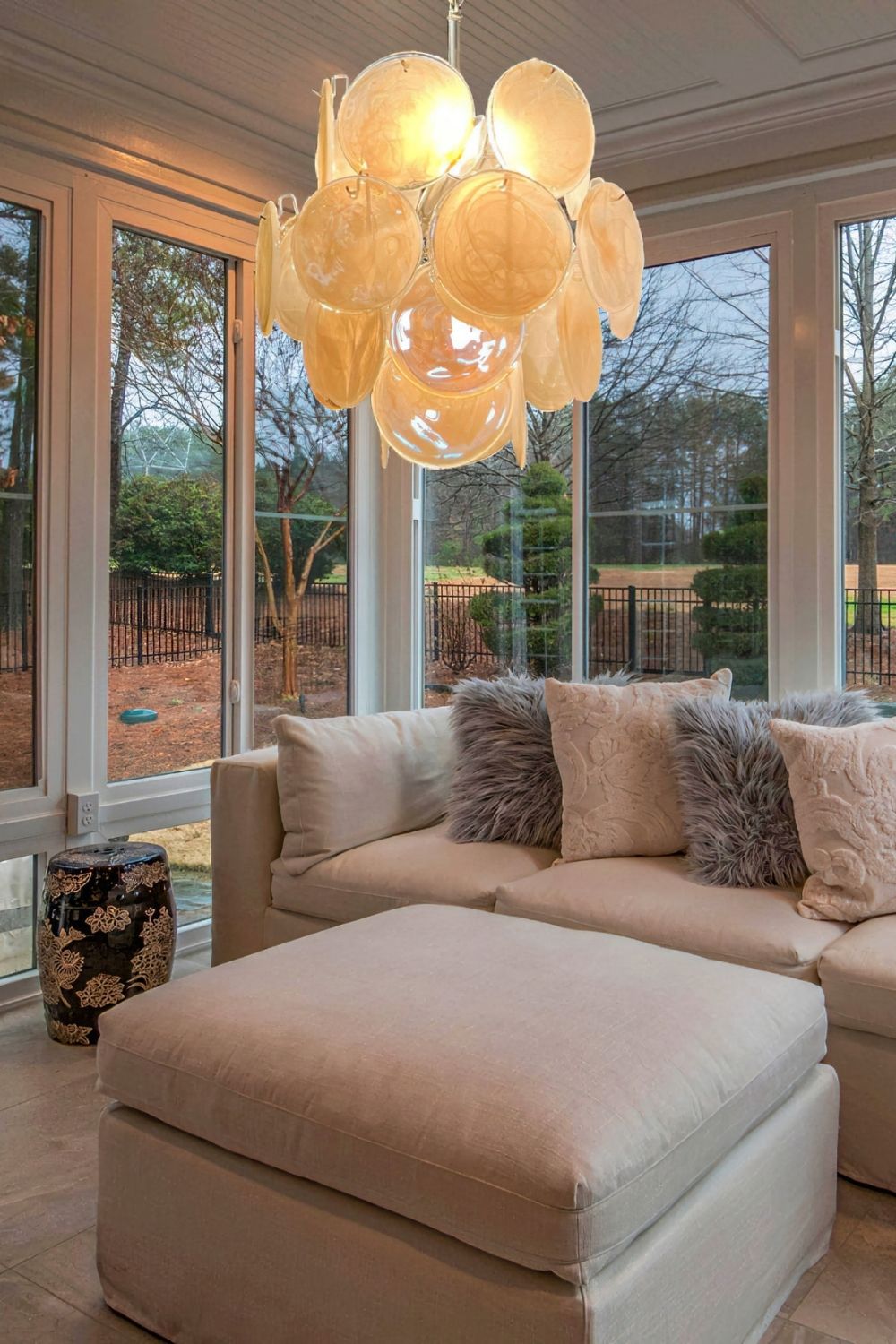 Vintage Art Gold Discs Chandelier - view 7 | everlamps