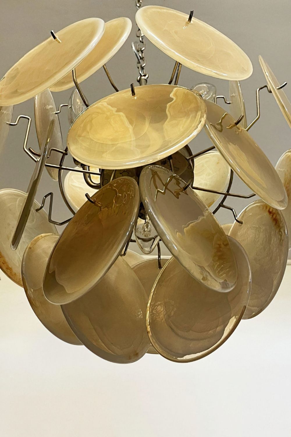 Vintage Art Gold Discs Chandelier - view 20 | everlamps