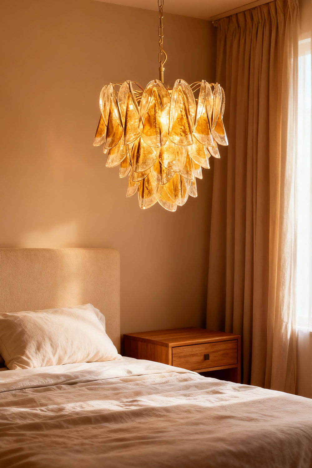 Art Amber  Glass Swallows  Chandelier - view 4 | everlamps