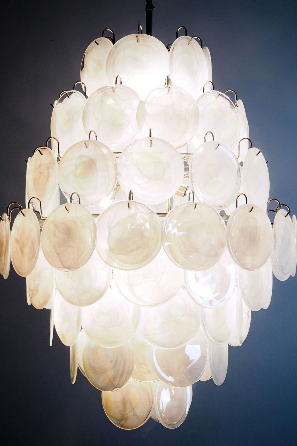 Wonderful Vintage Art White Discs Chandelier - view 22 | everlamps
