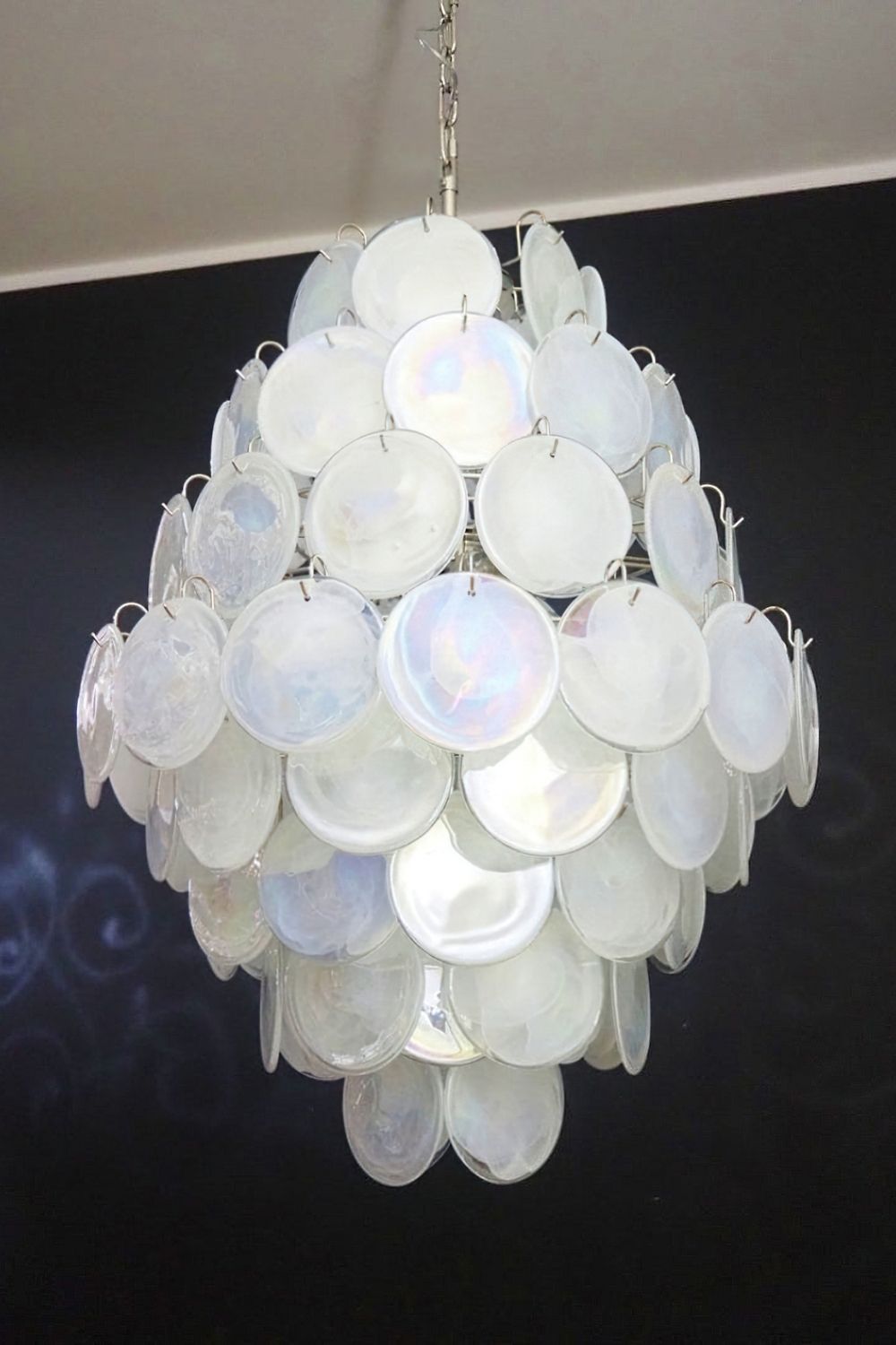 Wonderful Vintage Art White Discs Chandelier - view 12 | everlamps