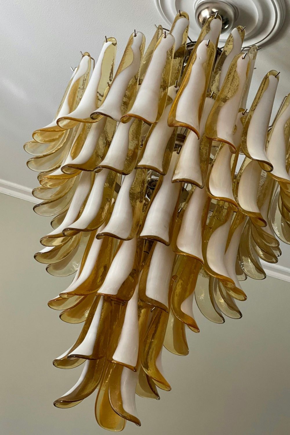 Art Petals Chandelier - view 14 | everlamps