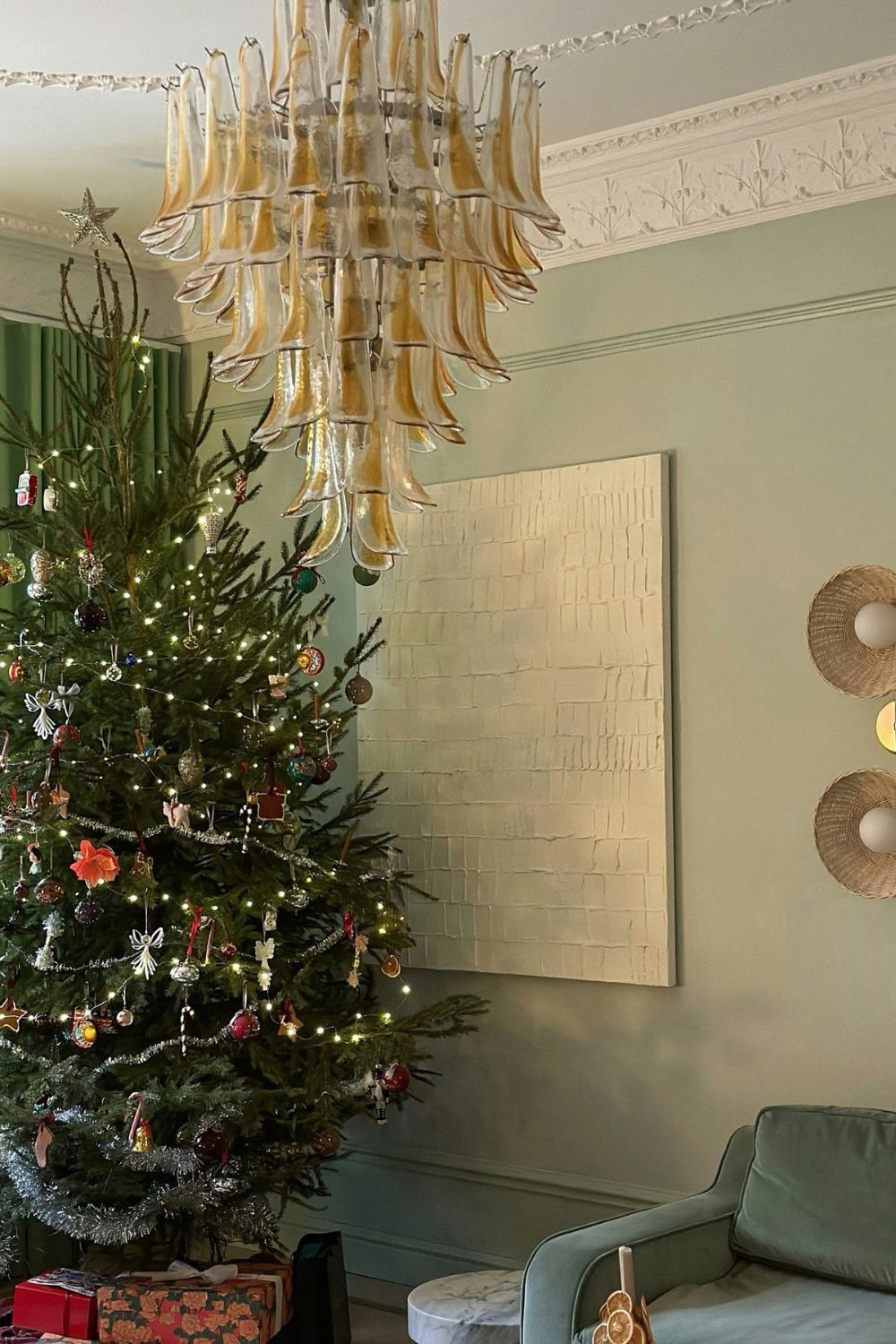 Art Petals Chandelier - view 21 | everlamps