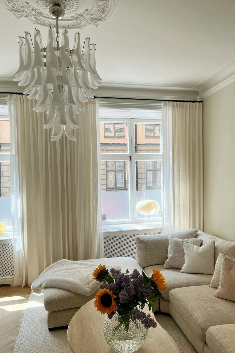 Art Petals Chandelier - view 7 | everlamps