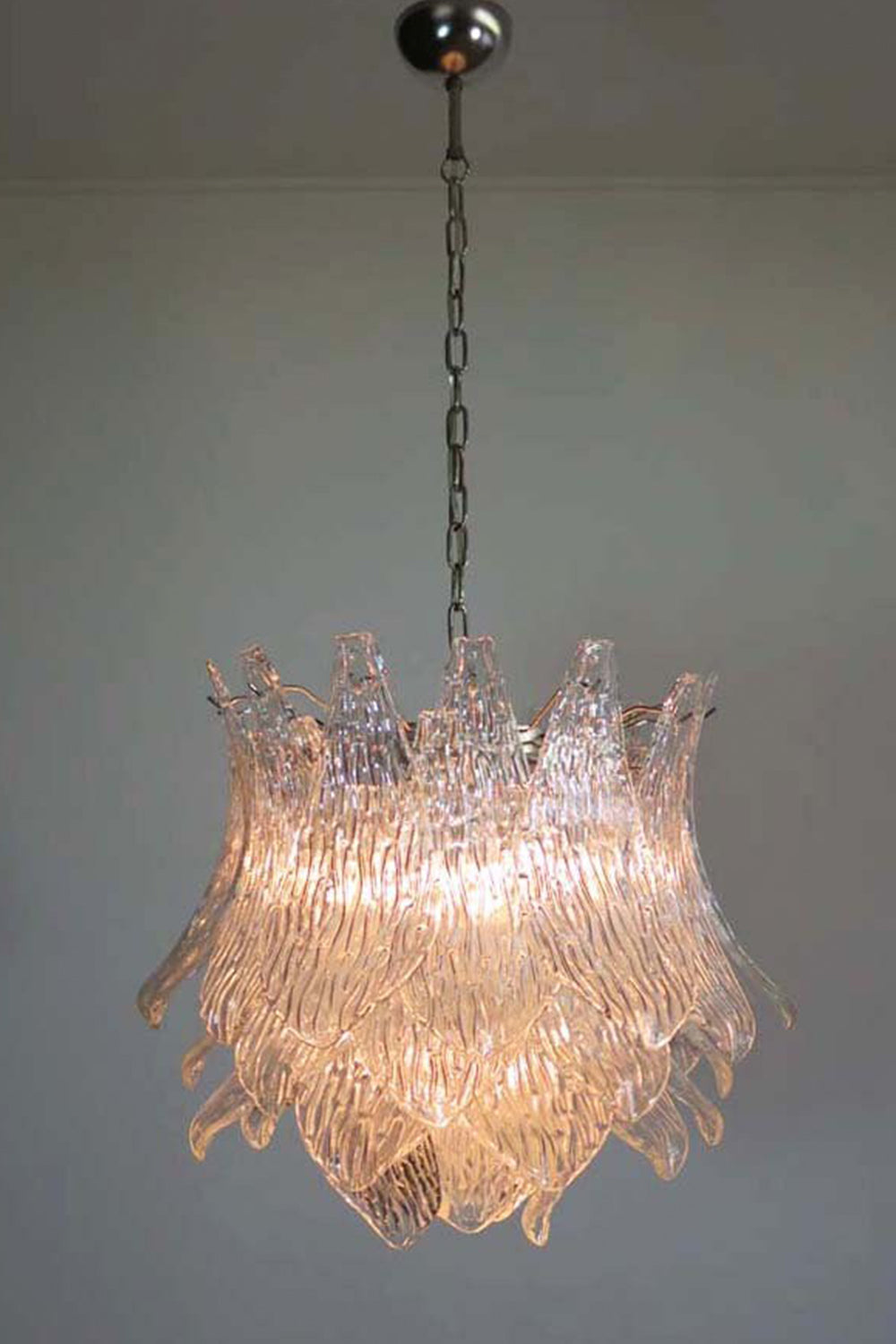 Art Ripple Leaf Glass Chandelier - view 10 | everlamps