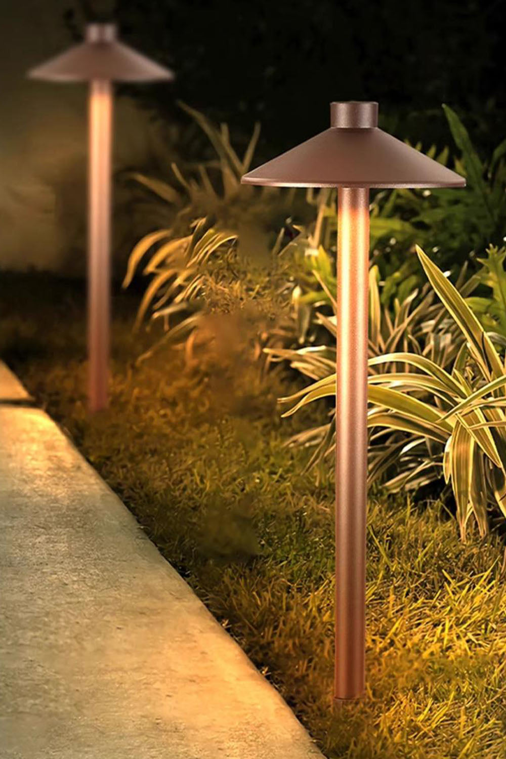 Mushroom Acrylic Outdoor Floor Lamp - view 6 | everlamps