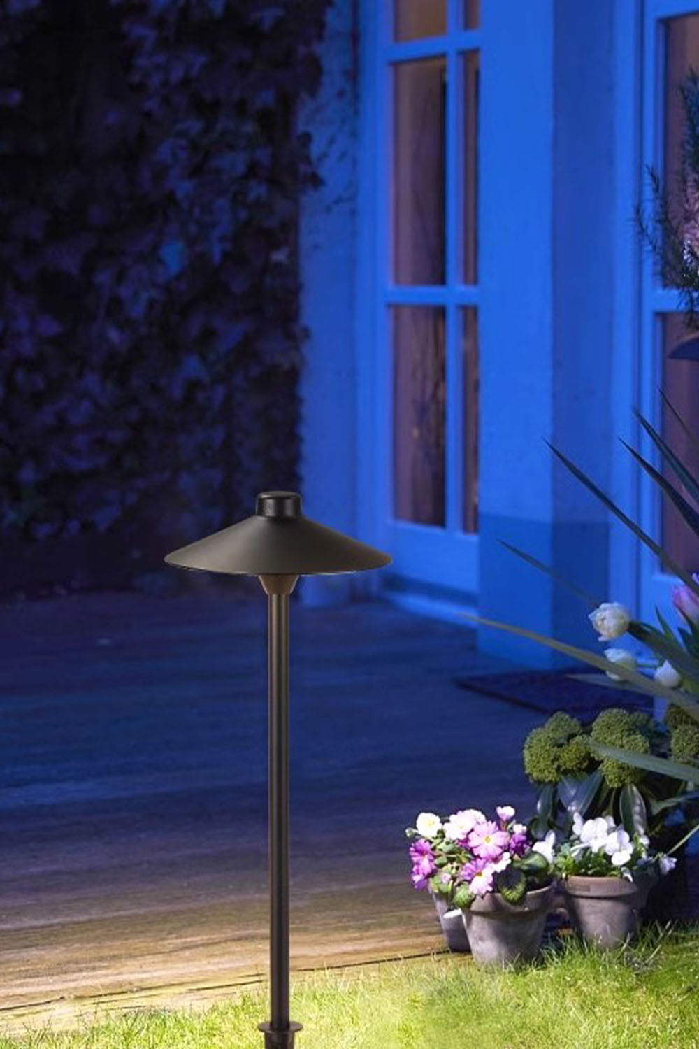 Mushroom Acrylic Outdoor Floor Lamp - view 8 | everlamps