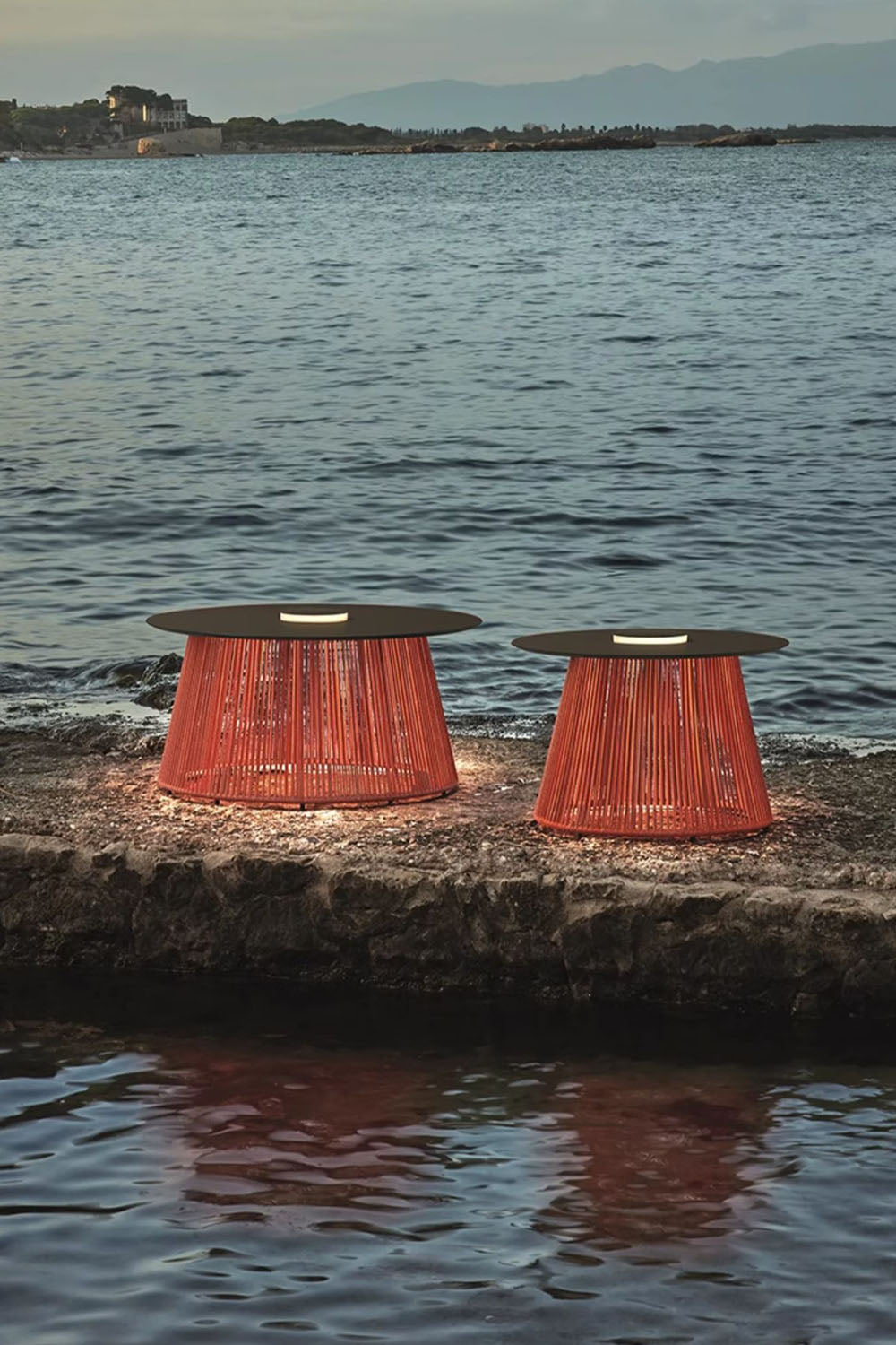 Nit Outdoor Floor Lamp - view 9 | everlamps