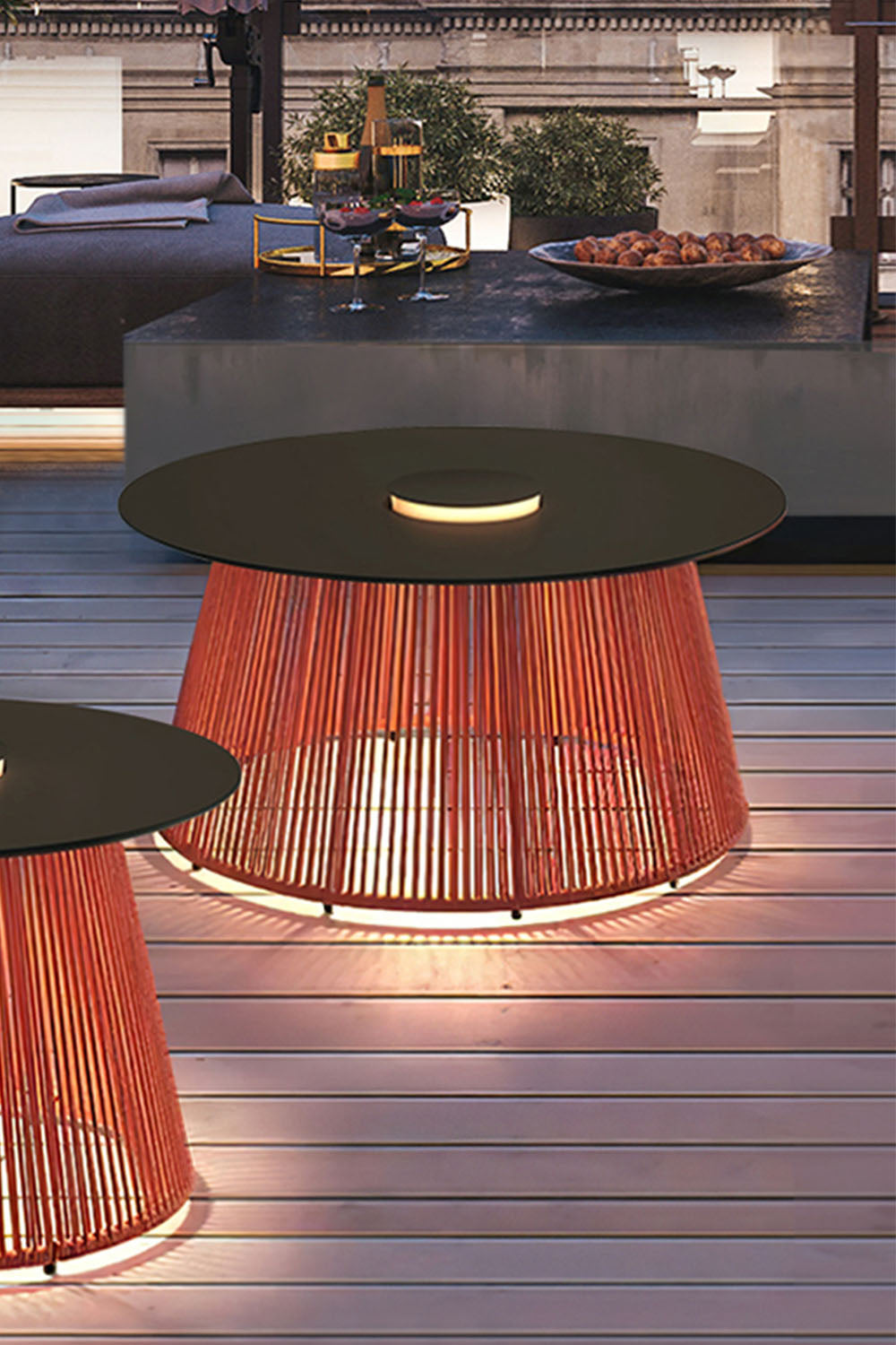 Nit Outdoor Floor Lamp - view 4 | everlamps