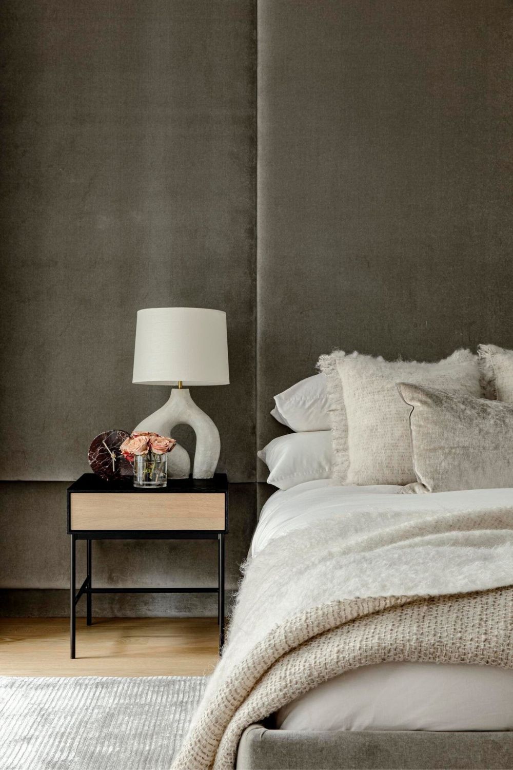 Oblong Loop Table Lamp - everlamps