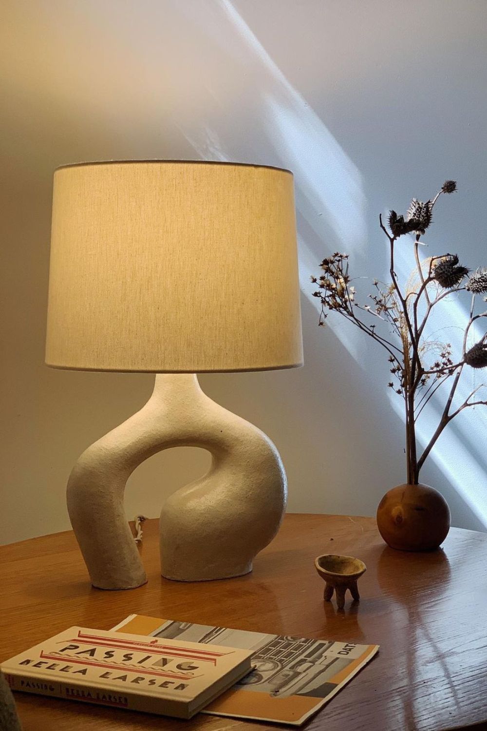 Oblong Loop Table Lamp - everlamps