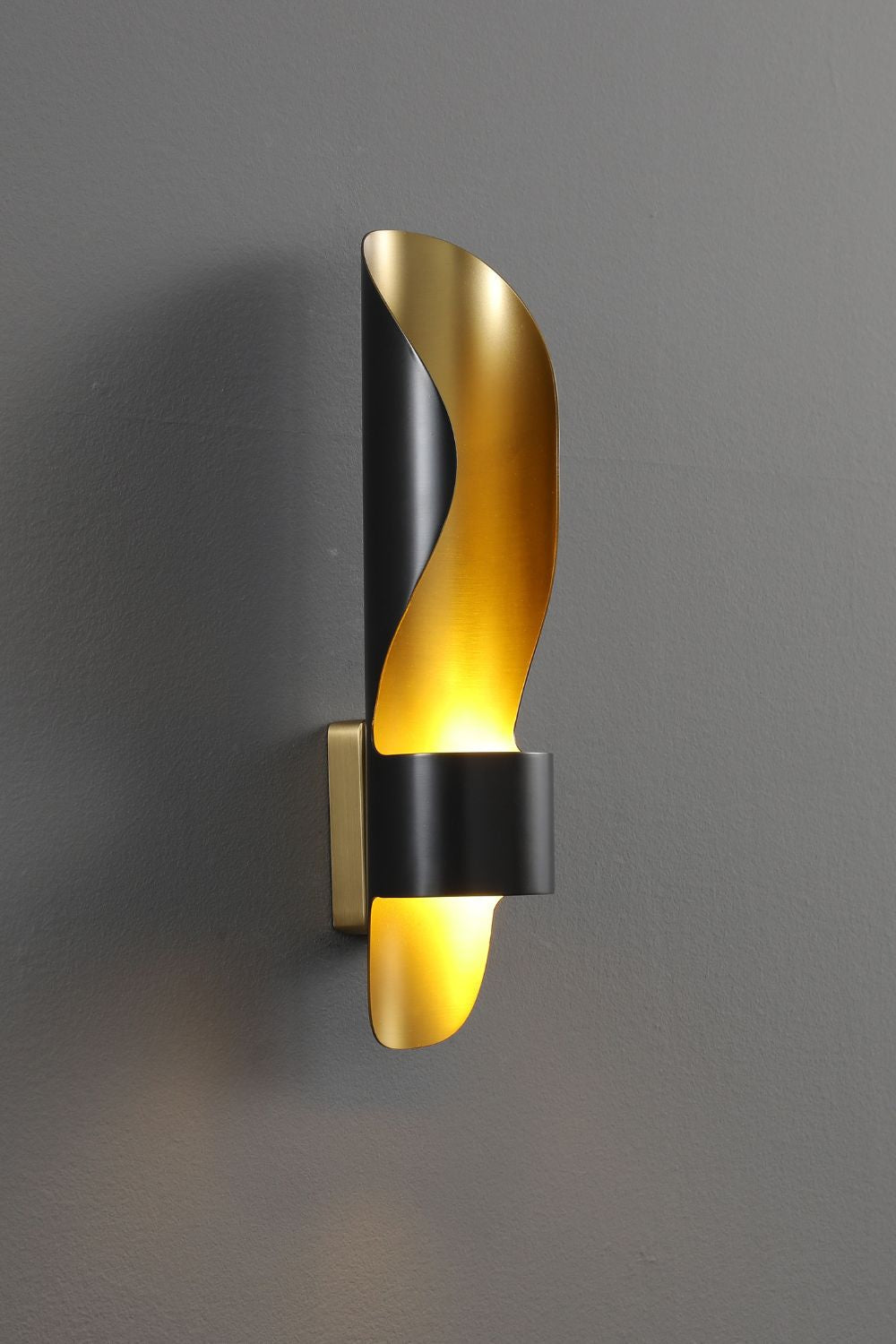 Organ Curved Wall Light - everlamps