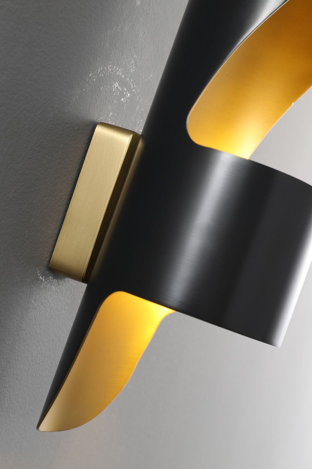 Organ Curved Wall Light - everlamps