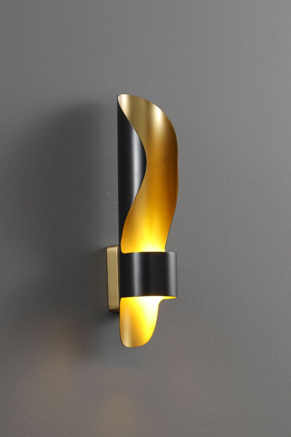 Organ Curved Wall Light - everlamps