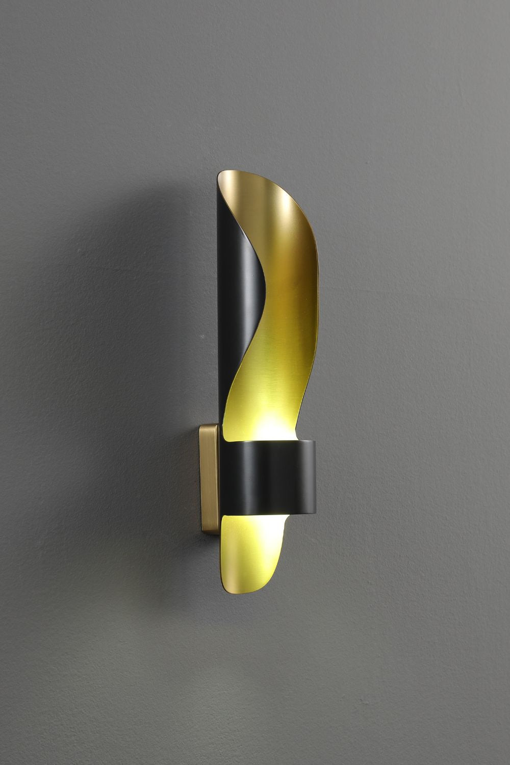 Organ Curved Wall Light - everlamps