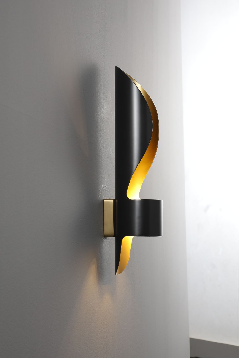Organ Curved Wall Light - everlamps