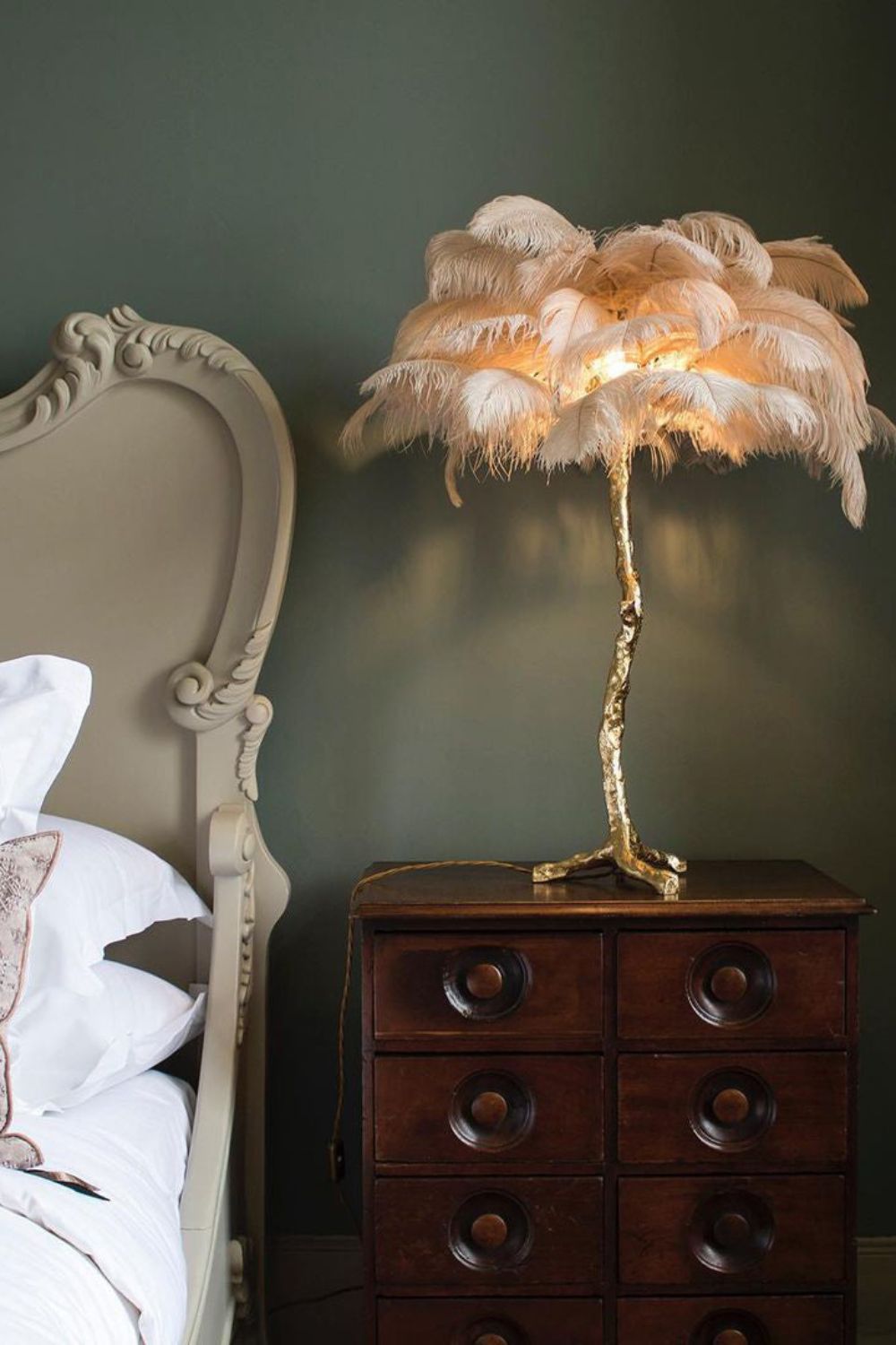 Ostrich Feather Table Lamp - everlamps