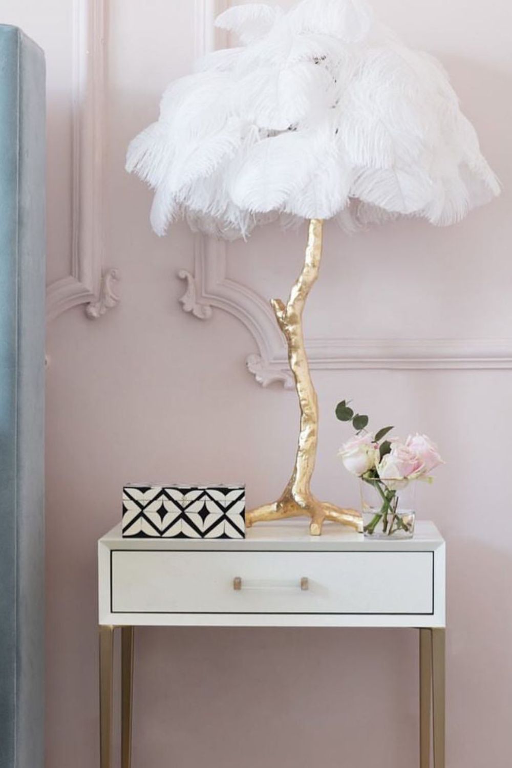 Ostrich Feather Table Lamp - everlamps