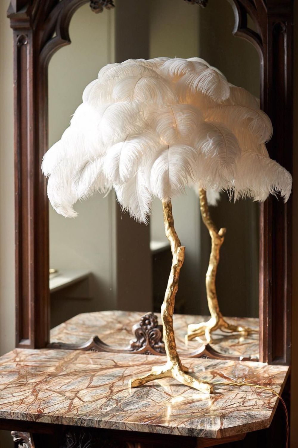 Ostrich Feather Table Lamp - everlamps