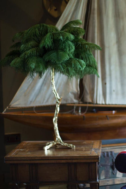 Ostrich Feather Table Lamp - everlamps