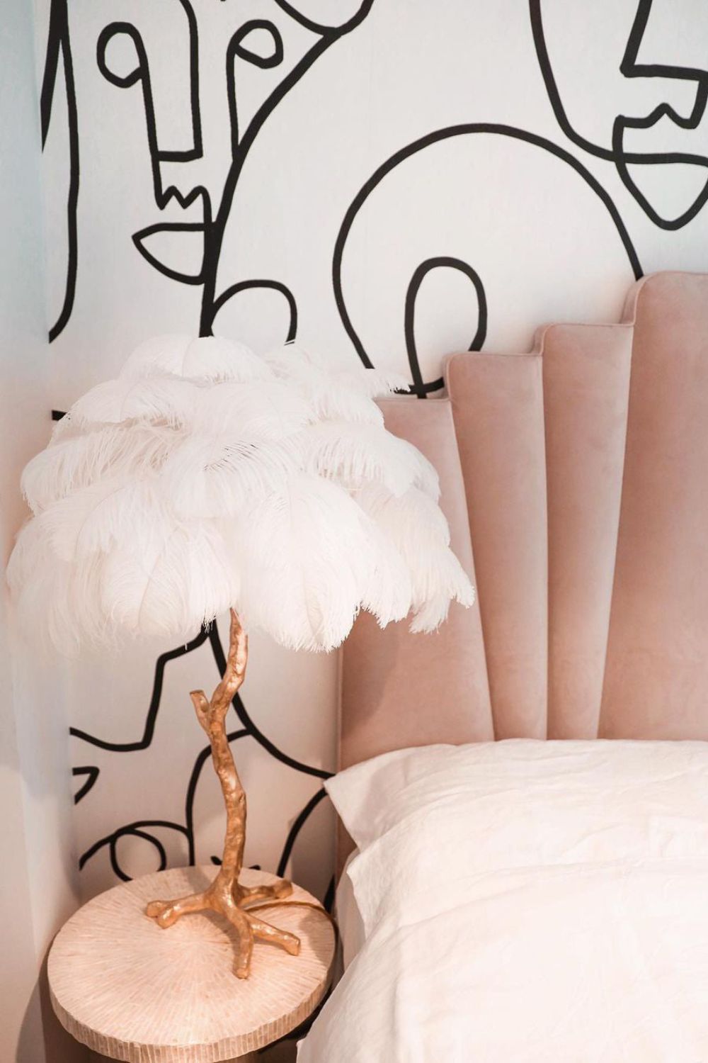 Ostrich Feather Table Lamp - everlamps