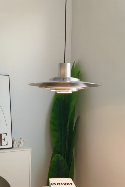 P376 Pendant Light - view 3 | everlamps
