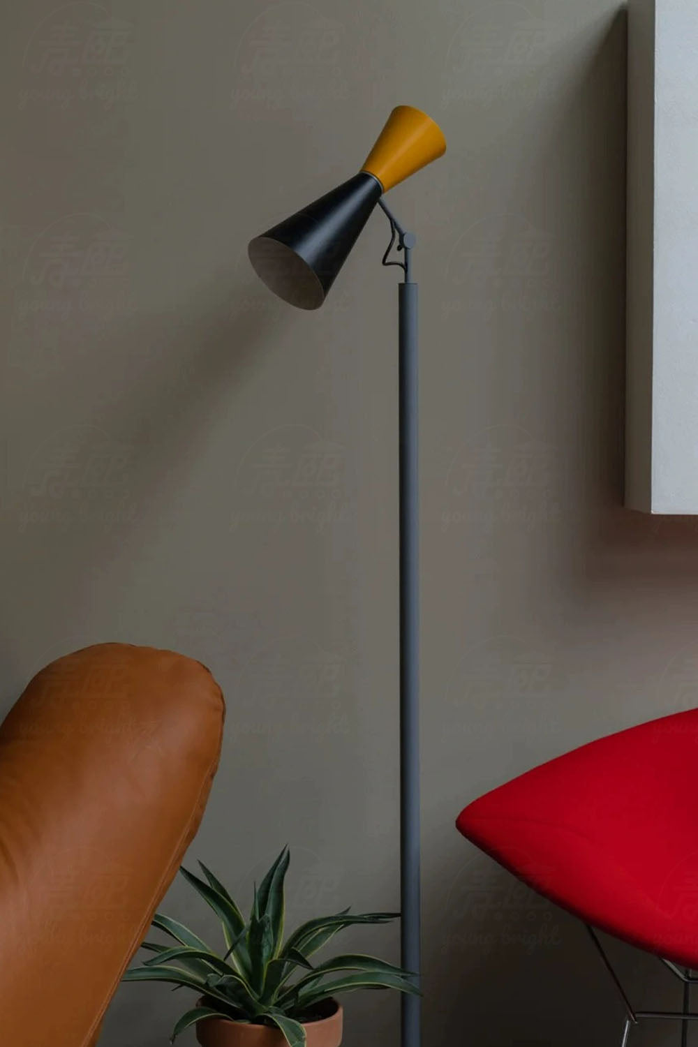 Parliament Floor Lamp - view 3 | everlamps
