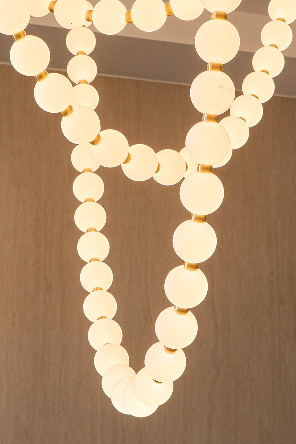 Pearl Necklace Chandelier - view 25 | everlamps