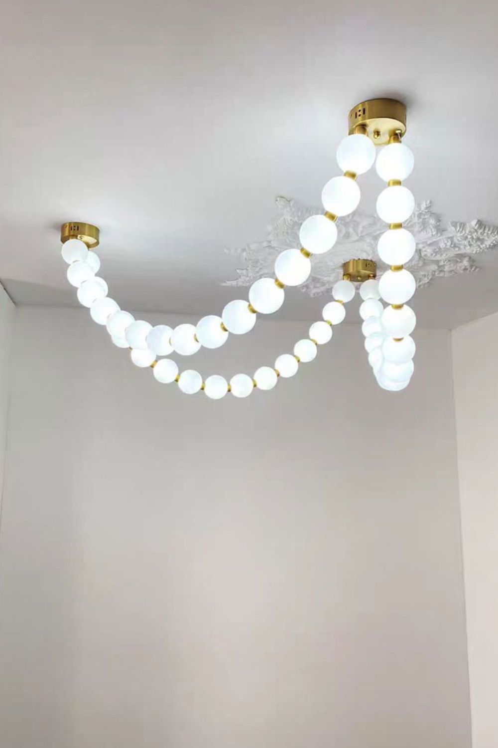 Pearl Necklace Chandelier - view 30 | everlamps