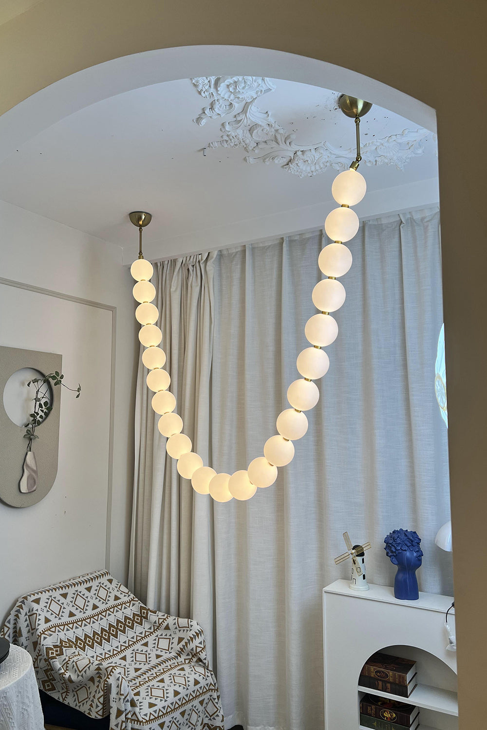 Pearl Necklace Chandelier - view 33 | everlamps