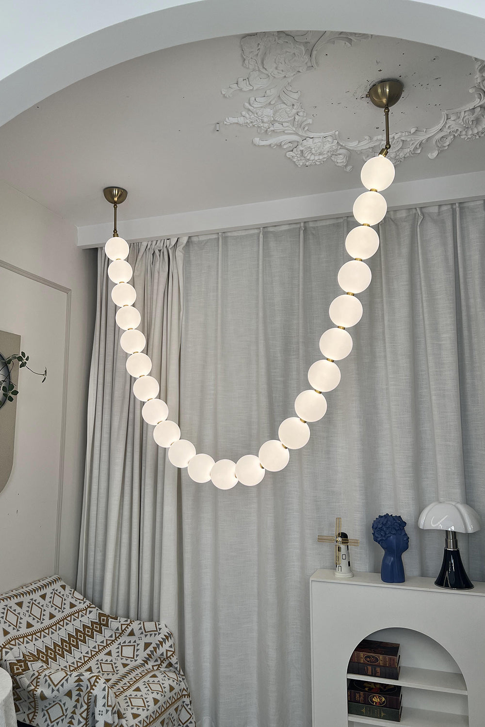 Pearl Necklace Chandelier - view 36 | everlamps